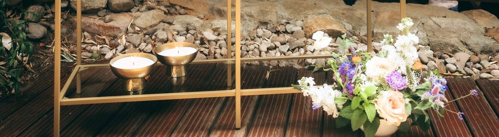 Poslední květ - Kdo jsme